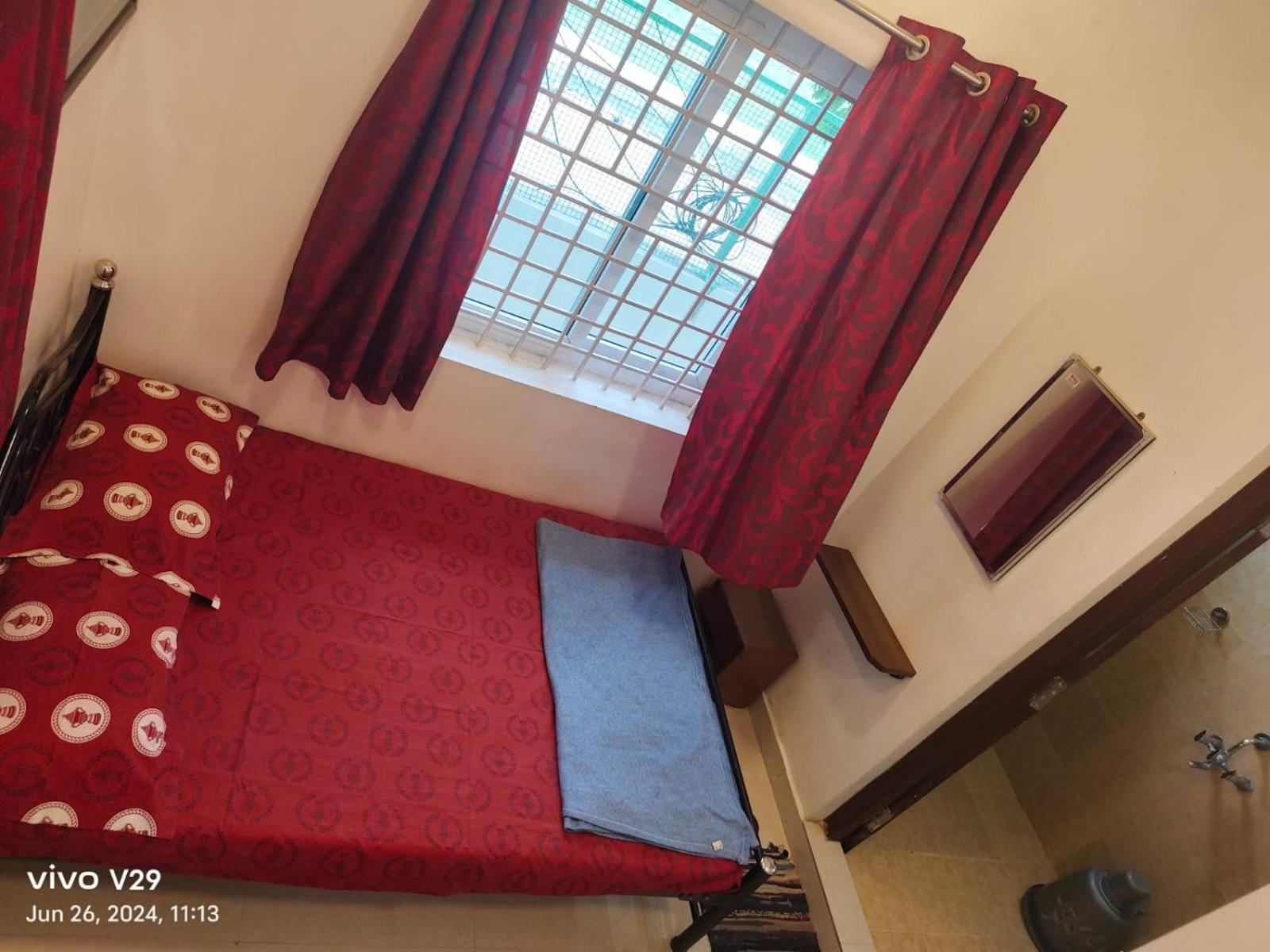 Sree Laxmi Mahal Hotel Tuticorin Ngoại thất bức ảnh